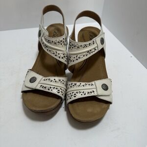 Biza Mia Women's Wedge Sandle Size 38 7.5 Lightly Worn white Strap‎